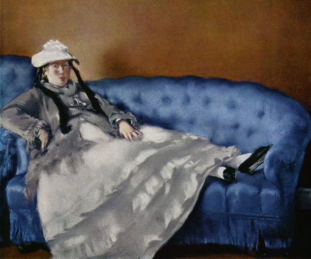 Porträt der Frau Manet auf blauem Sofa
