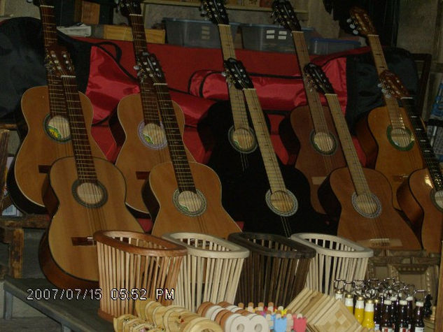 Guitarras Other Themes Color (Digital)