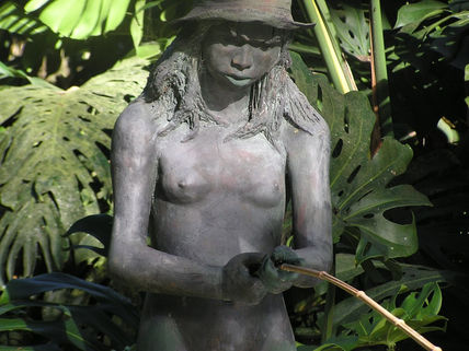 Juanita pescando