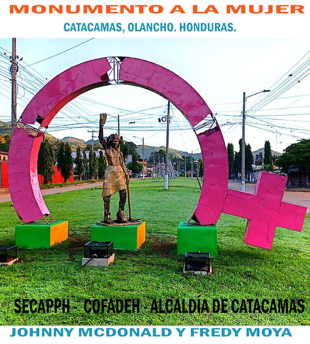 monumento a la MUJER HONDUREÑA. arte urbano, reciclaje.