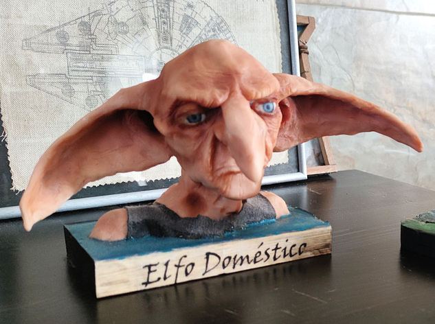 Elfo Doméstico Terracota Figurativa