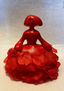 Menina petalos de amor