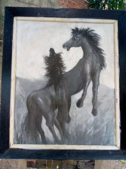 caballos Charcoal