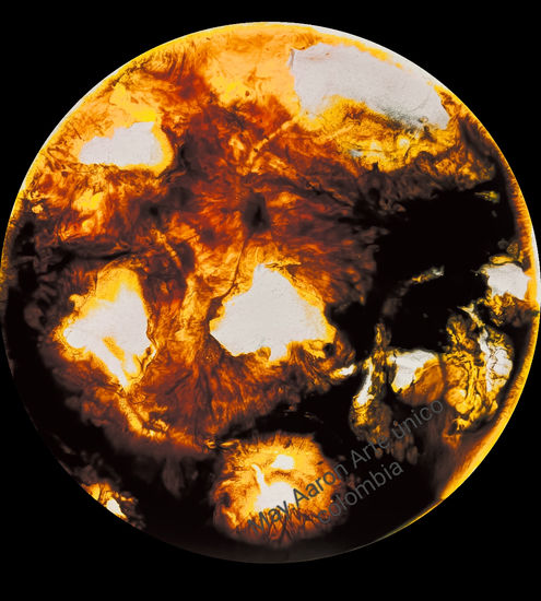 abstracto que asemeja un planeta o una superficie con patrones de fuego Otras temáticas Técnicas alternativas