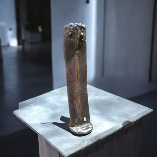 Solito, 2025 Hierro Abstracta