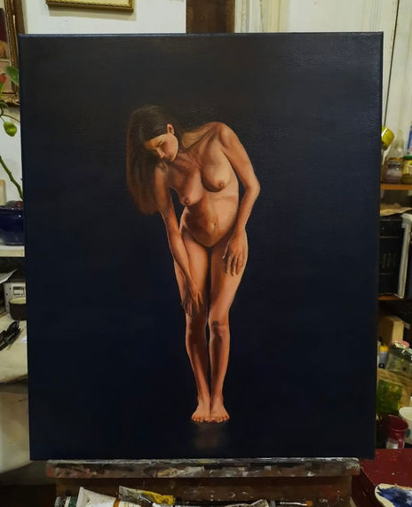 Mujer ocupada, desnudo