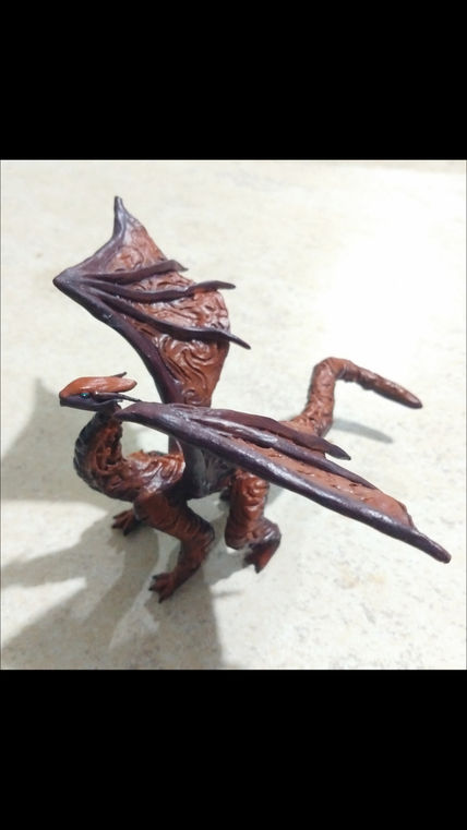 Dragón enigma de fuego