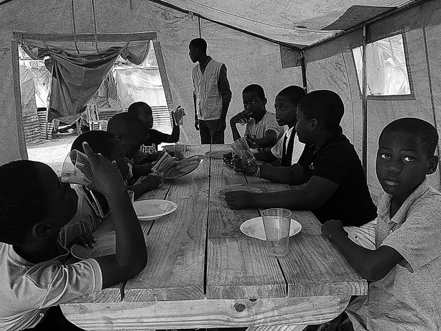 ONG Retrato Blanco y Negro (Digital)