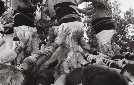 Castellers abajo