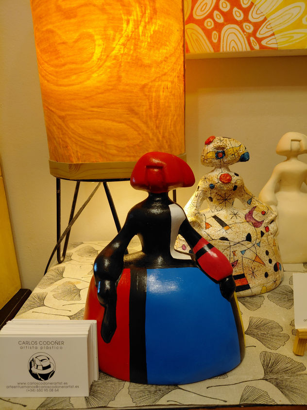 MENINA MONDRIAN