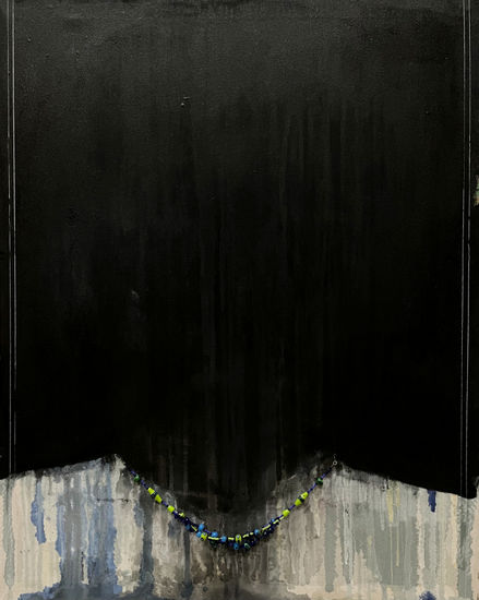 Jewelry In black Media Mixta Lienzo Retrato