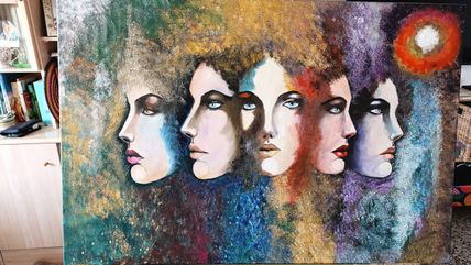 Mujer múltiple
