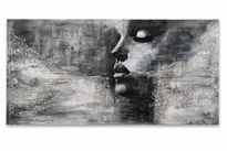 Mujer entre materia