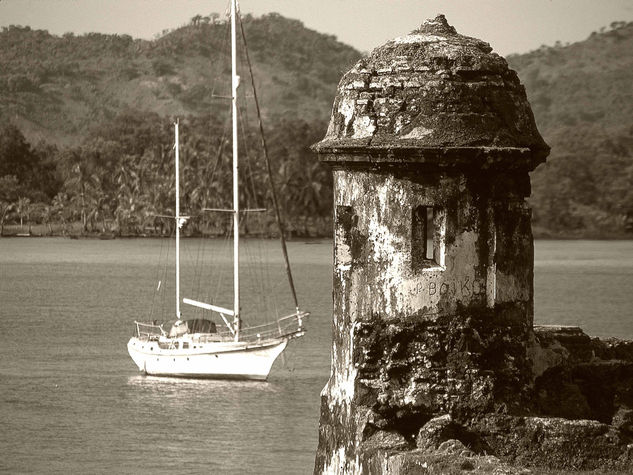 Portobelo Arquitectura e interiorismo Blanco y Negro (Digital)