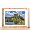 Castillo de Almourol sobre el Tajo, Portugal — front