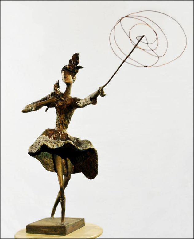 WIND       2013 YEAR POLIESTER 80X65X30 cm