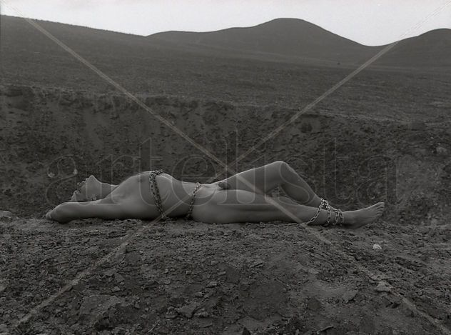 Series Esclavitud: Encadenado en Montaña 2