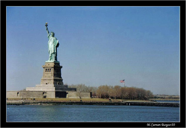 Estatua y recinto Travel Color (Manual)