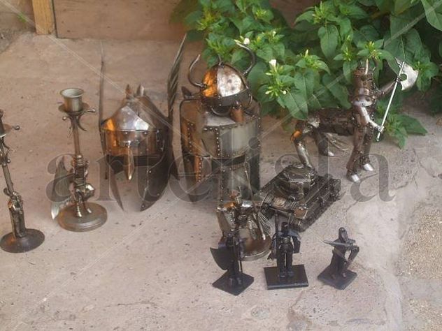 cascos medievales y otros