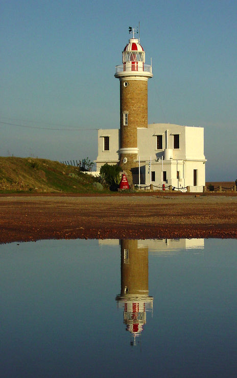 Faro de Punta Carertas