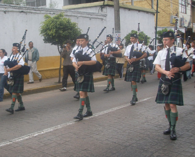 Banda de Gaitas del Batallón de San Patricio I Otras temáticas Color (Digital)