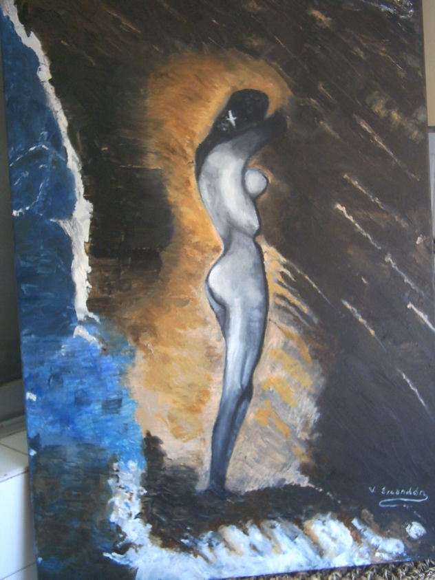 desnudo en la cascada