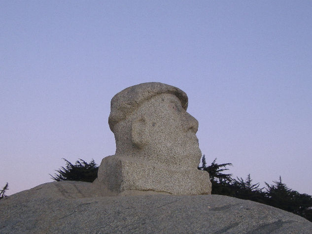 ROSTRO PABLO NERUDA ISLA NEGRA 