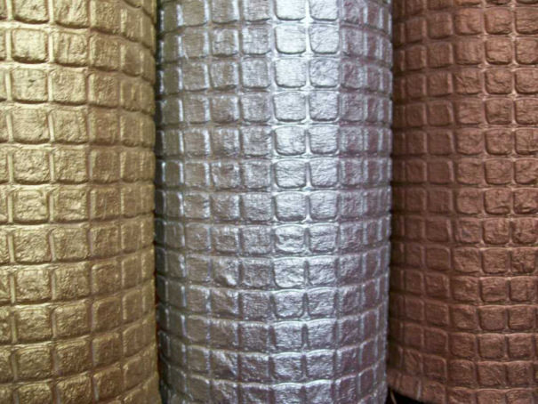 oro, cromo y bronce