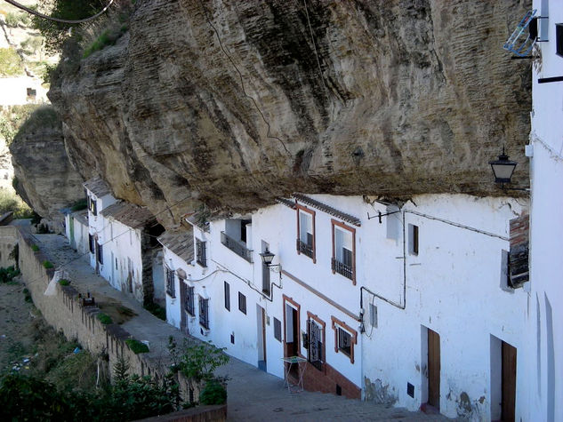 SETENIL DE LAS BODEGAS Arquitectura e interiorismo Blanco y Negro (Digital)