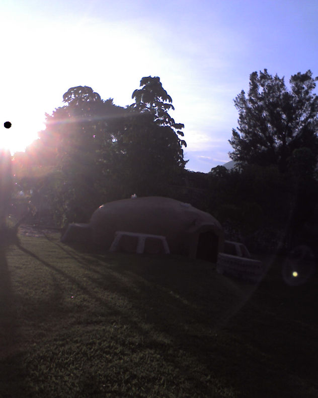 Entre el Temazcal y el Sol