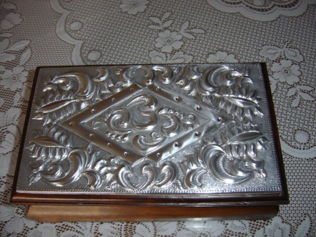Repujado en Aluminio