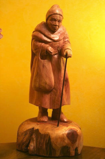 Mendiga II Wood Figurative