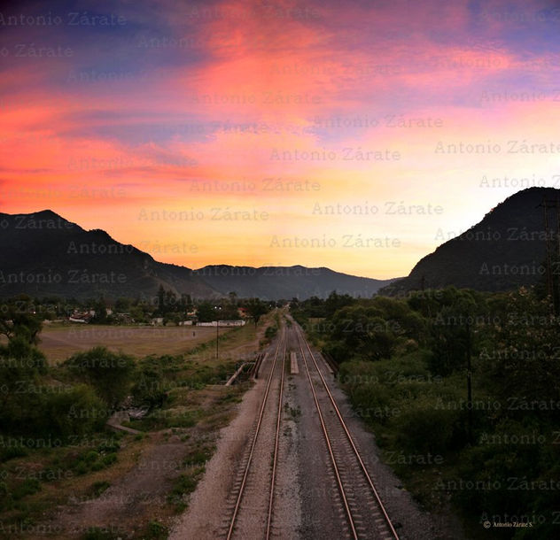 Amanece en Nogales