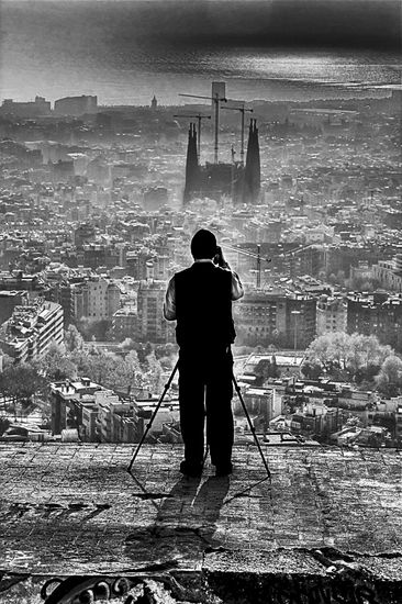 Fotografiando la Sagrada Familia Other Themes Black and White (Digital)