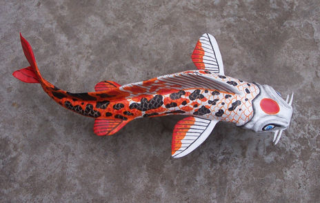 Koi naranja y blanco