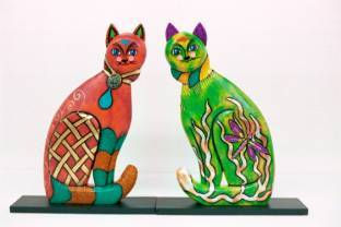 GATO ERGUIDO Mixed Figurative