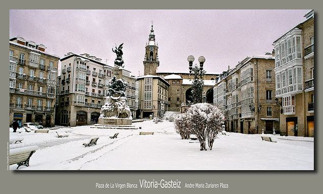 PLAZA DE LA VIRGEN BLANCA 