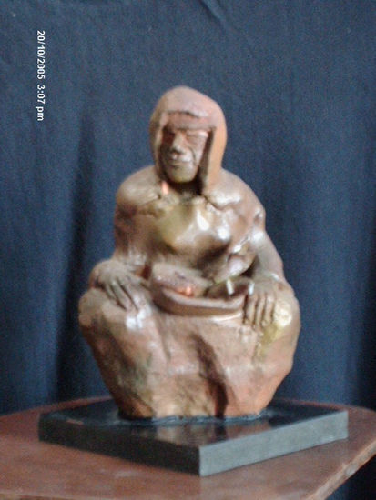 vendedora Terracota Figurativa