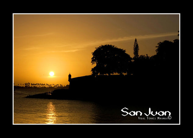 Bahía de San Juan Naturaleza Color (Digital)