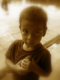 Niño salvadoreño