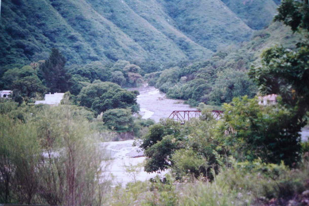 QUEBRADA DE RIO BLANCO Naturaleza Color (Química)