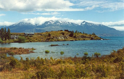 A la Orilla del Lago 