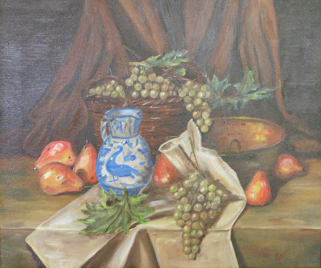 Caldero de cobre y uvas