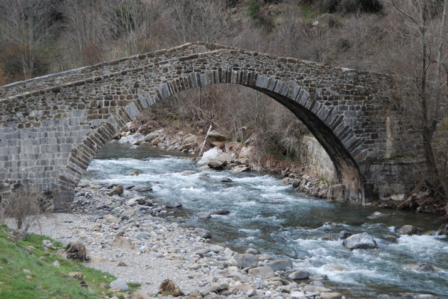 piedras y agua