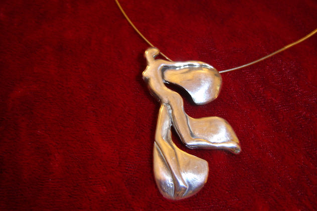 mujer alada