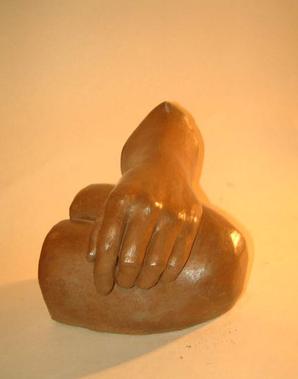 s/t Pottery Figurative