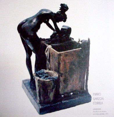 LA LAVANDERA Bronze Figurative