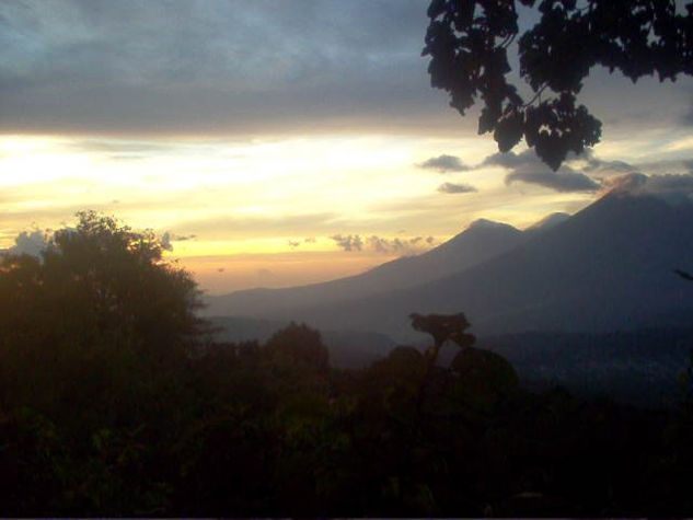 atardecer en el cielo 