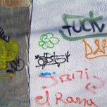 Graffitis calle alconchel, Badajoz thumbnail 1