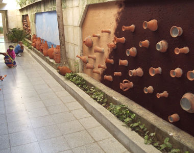 Mural ambiental, ceramica y pintura acrilica(en proceso) Others Others Landscaping